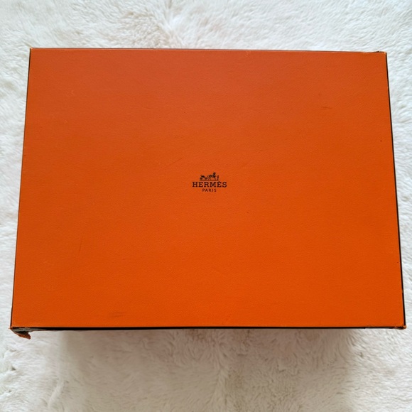 HERMES Judith velvet shoes size 38 Authentic Retail 1350$ - Picture 11 of 12